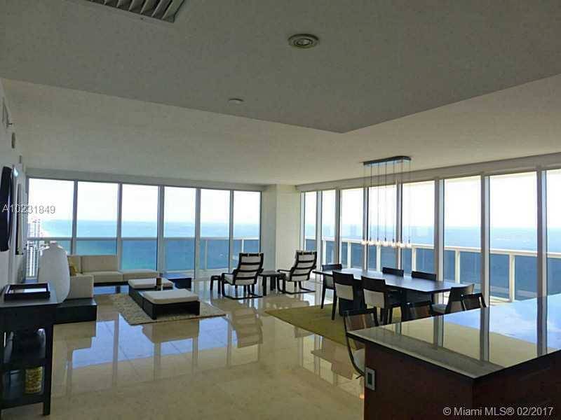 STUNNING DIRECT OCEAN VIEWS FROM THE 46 FLOOR - BEACH CLUB TWO 3 BR Condo Hollywood Miami