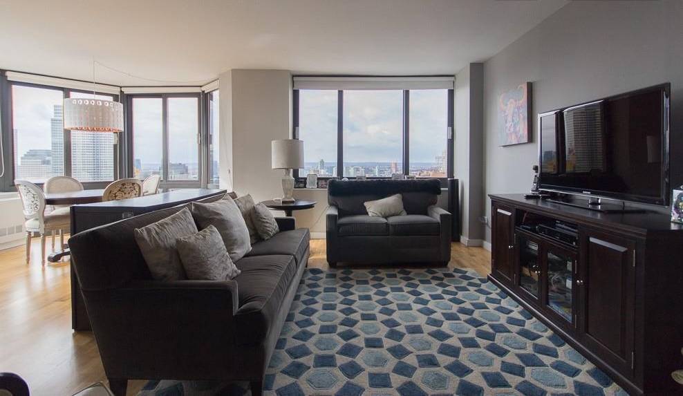 BEAUTIFUL 2 BED/2 BATH IN TRIBECA OVERLOOKING THE HUDSON RIVER!!