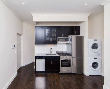 NoHo: Renovated 3 Bedroom with Washer/Dryer