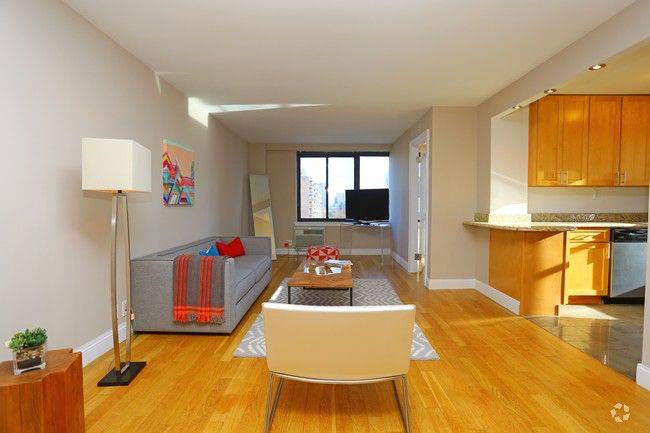 STUNNING SPACIOUS CONVERTIBLE 3 BED/1.5 BATH IN UPPER WEST SIDE!! NO FEE/2 MONTHS FREE!!!