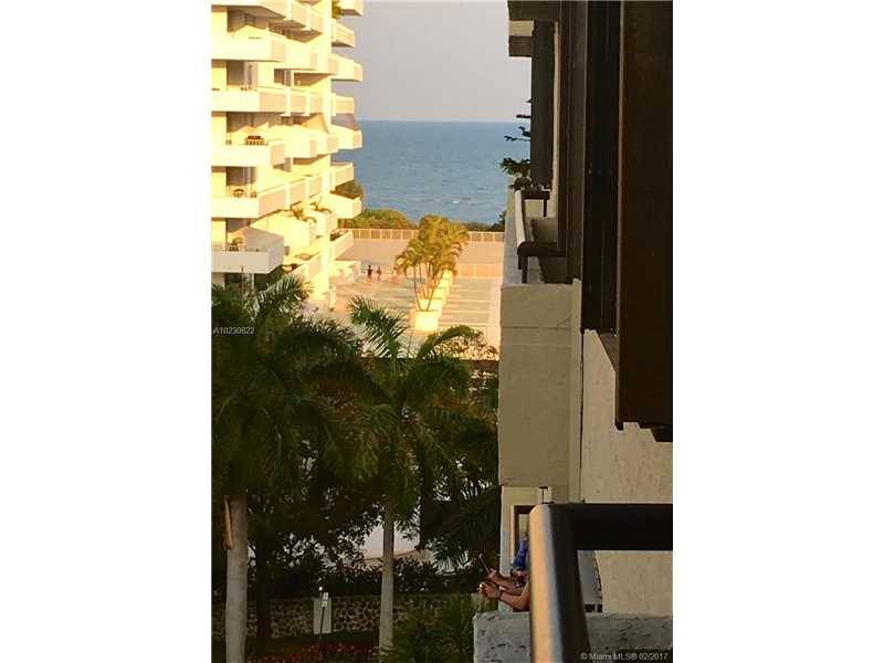 LARGE BRIGHT 2/2 CORNER UNIT WITH A GREAT VIEW OF THE OCEAN
