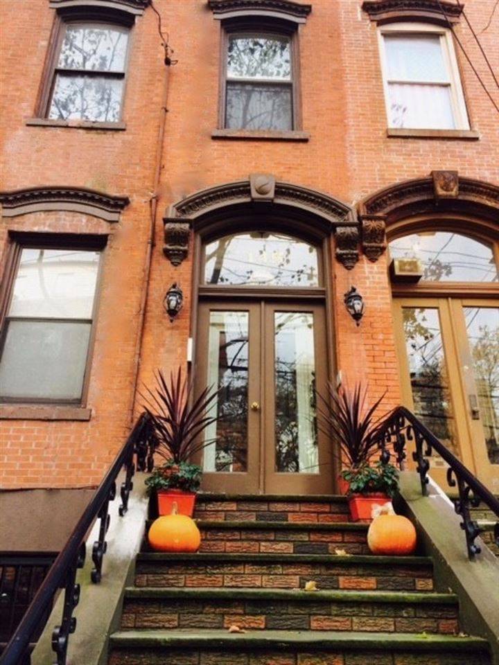 Fully Renovated 4 Family Non Rent Control Perfectly Renovated 4 family in the highly desired Paulus Hook section of Downtown Jersey City