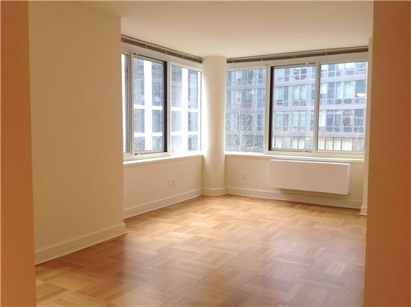 Stunning 1be/1ba with  fantatsic natural light and view on Upper West Side.