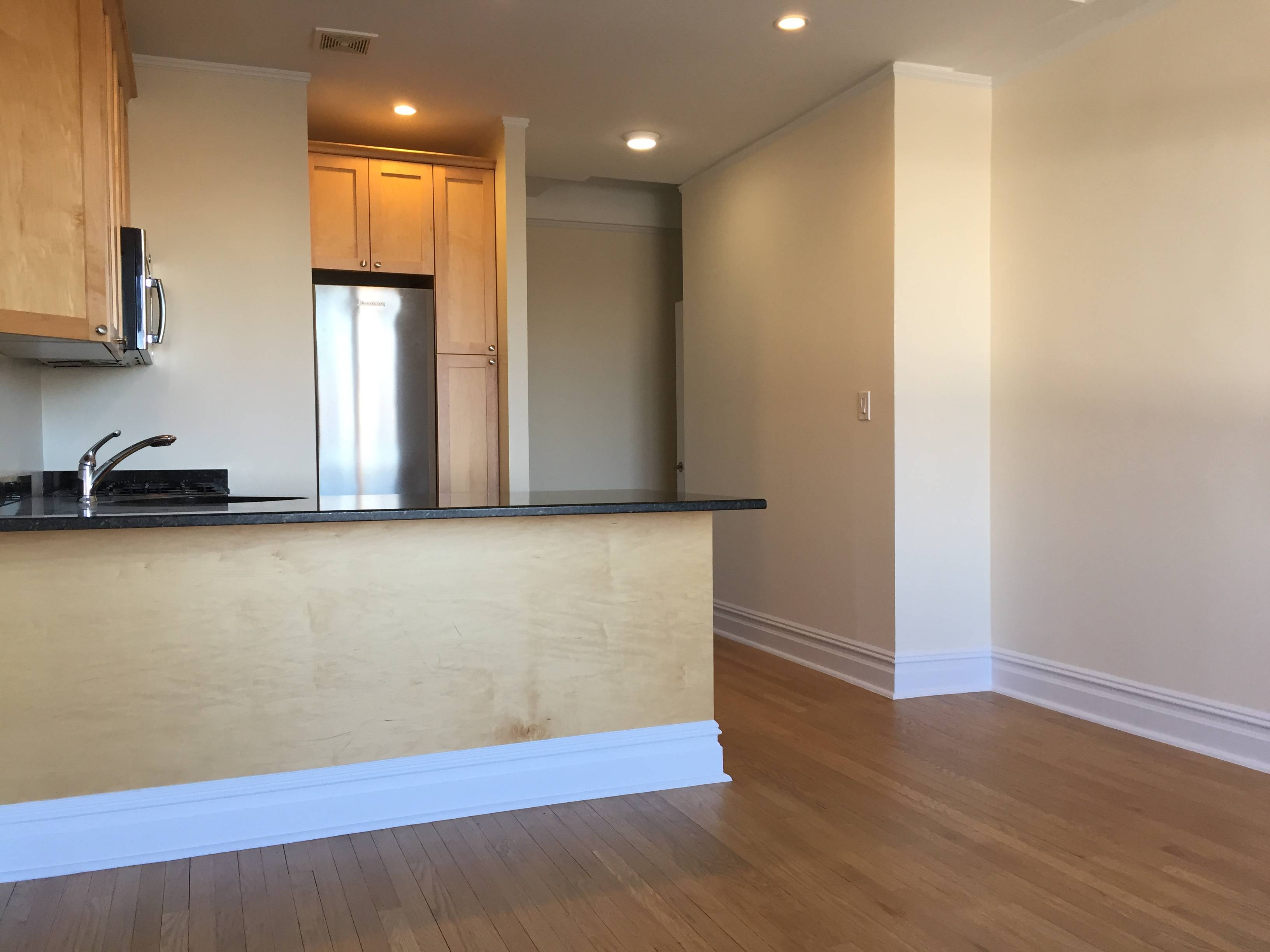 East Village: Renovated 2 Bed/1.5 Bath with Washer/Dryer
