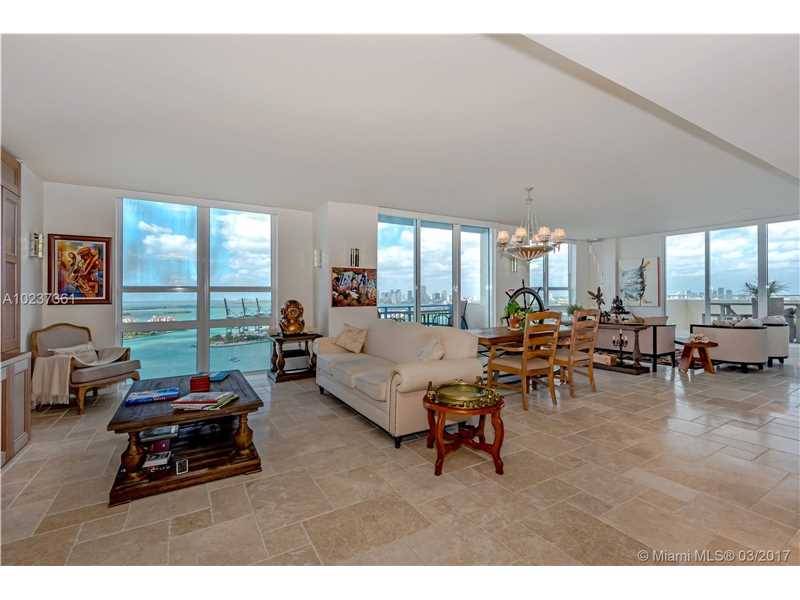 Stunning Penthouse rarely available with best views of Bay