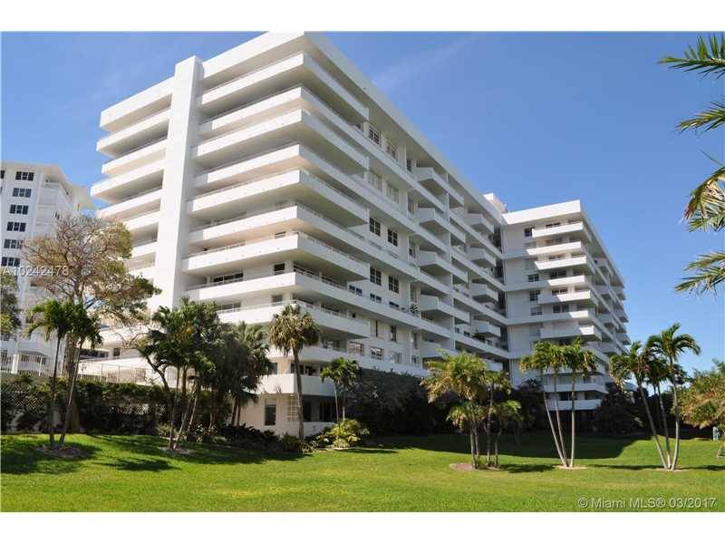 PRICED TO SELL - Commodore Club South 2 BR Condo Key Biscayne Miami