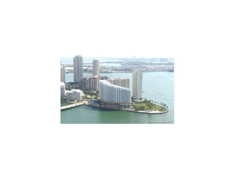 Amazing Bay - Isola 2 BR Condo Brickell Miami