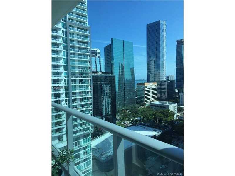 STUNNING 2/2 LARGE CORNER UNIT WITH WRAP AROUND BALCONY IN THE HEART OF BRICKELL