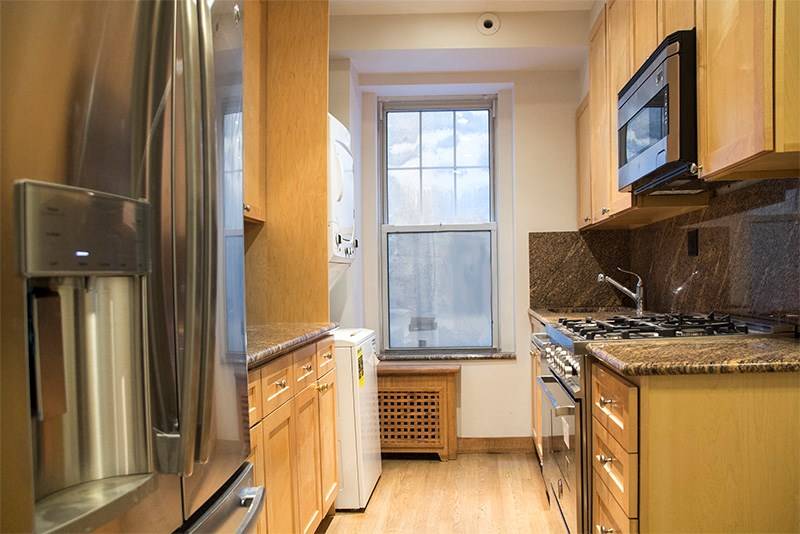 Upper East Side: Newly Renovated 3BR 2BR New To Market!