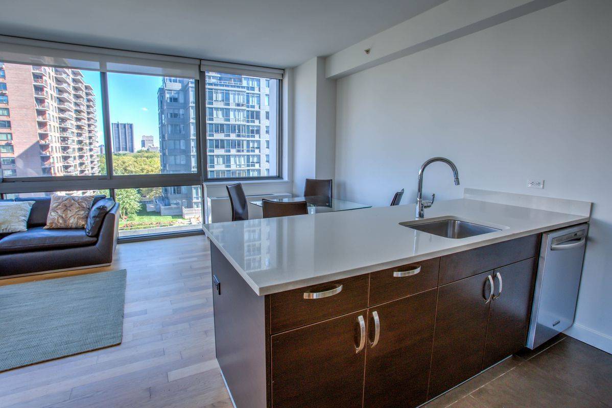 Outstanding Sun Drenched 1Bed/1Bath With Balcony In A Luxury Doorman Bldg *No Fee*