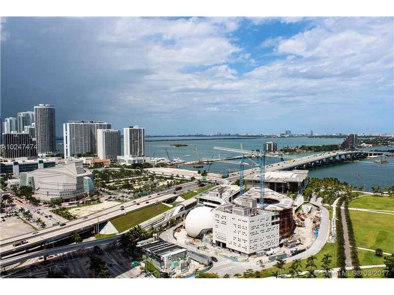 ELEVATOR WITH PRIVATE LOBBY AREA AT THIS LINE - 900 Biscayne Blvd 2 BR Condo Brickell Miami