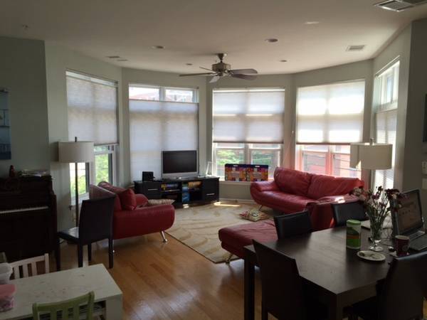 Upper Grand 2 bed-2 full bath for rent One of the largest layouts in the building with extra large rotunda living room