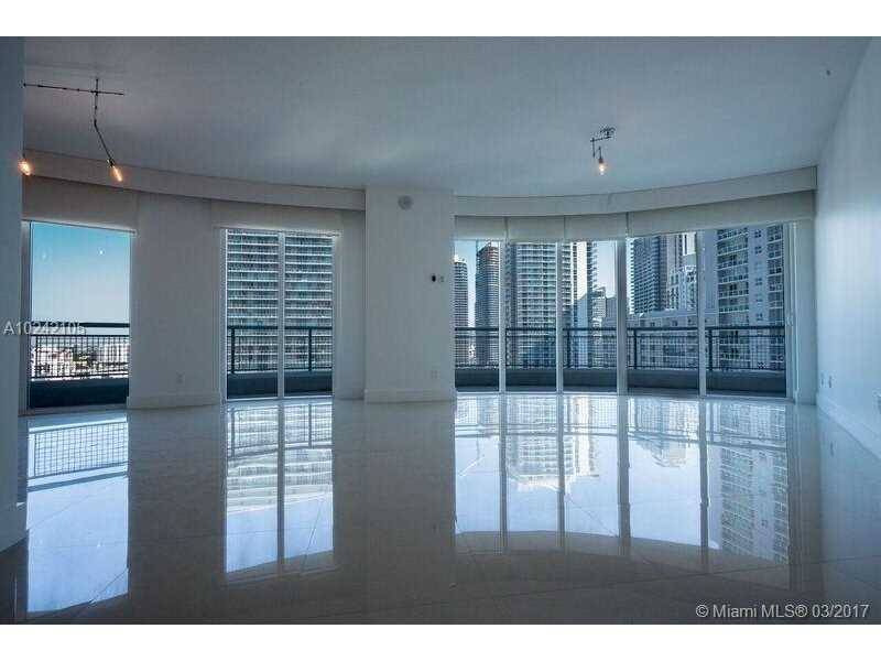 Alluring open concept condo in the luxurious Infinity at Brickell Condo available for sale