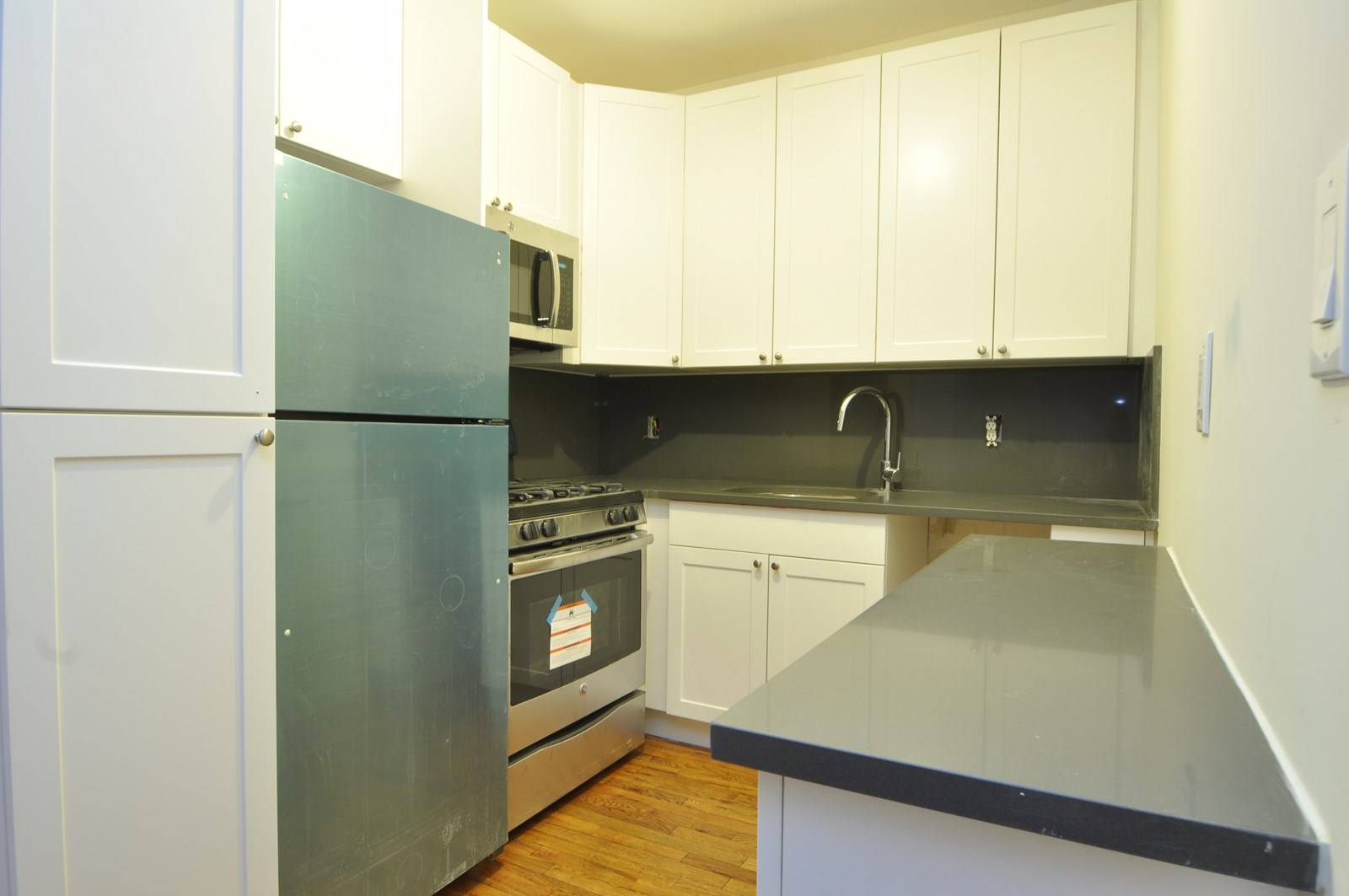 Gramercy Park- 1 bedroom (FLEX 2) With Private Patio