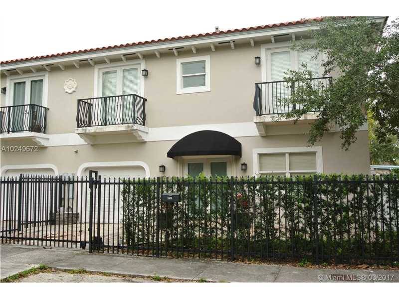 REMODELED GATED 3/2 - Frow Homestead 3 BR Condo Coral Gables Miami
