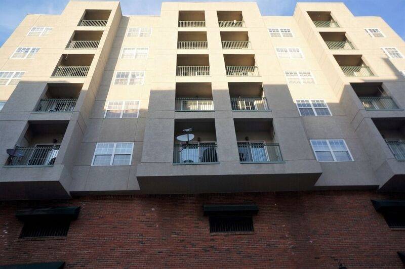 HIGHEST & BEST OFFER DUE BY 4-26-17 - 1 bedroom condo on the 4th floor with an open living room-dining room area