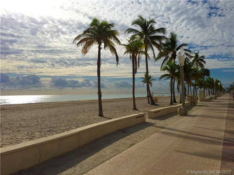 A piece of paradise - Virginia Beach 4 BR Condo Hollywood Miami