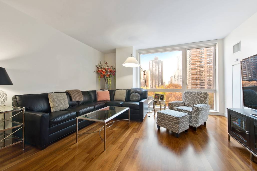New listing!! One Bedroom One Bathroom at 200 West End Avenue
