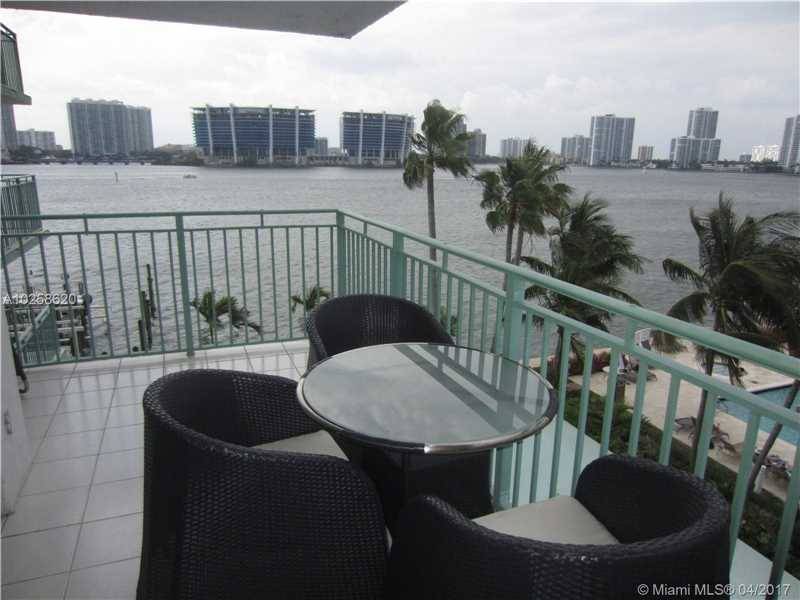 Live in luxurious Sunny Isles Beach directly on the intracoastal waterways