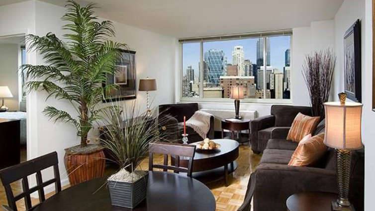 Lovely Midtown West 2 Bedroom Apartment with 2 Baths Featuring Sauna and Rooftop Deck