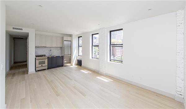 No Broker Fee + 1 Month Free Rent!!!!! Spacious Greenwich Village 1 Bedroom Apartment with 1 Bath Featuring Rooftop Deck