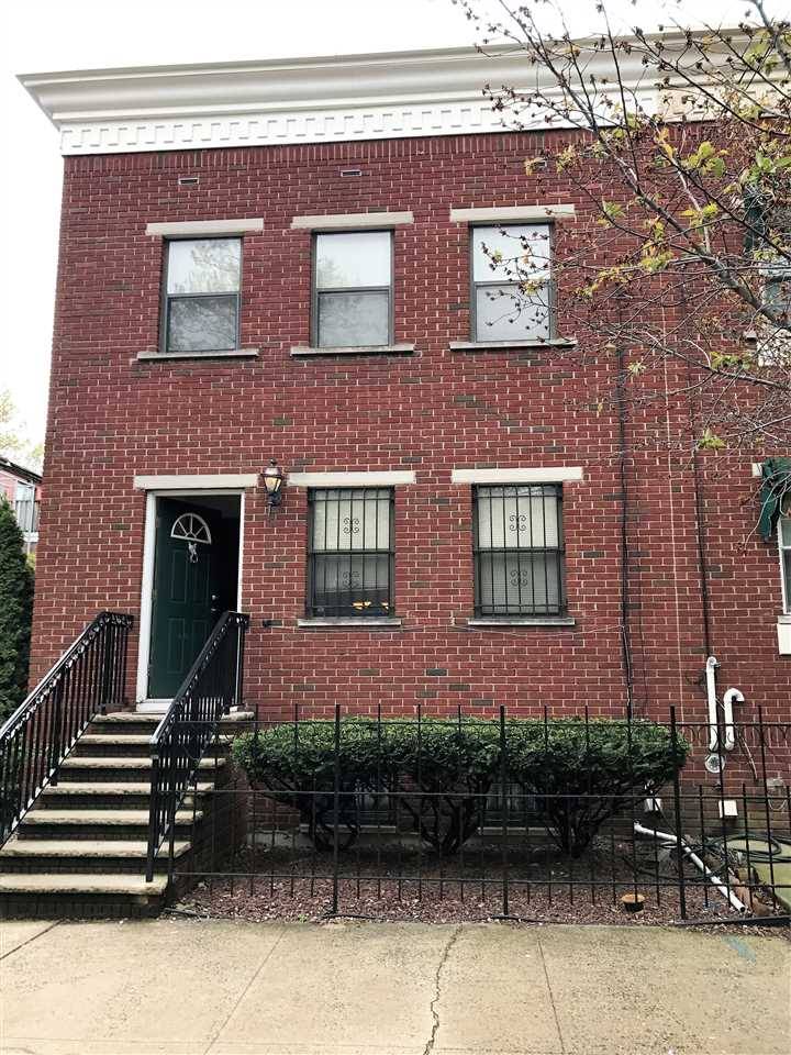 Great single family residence in downtown Jersey City