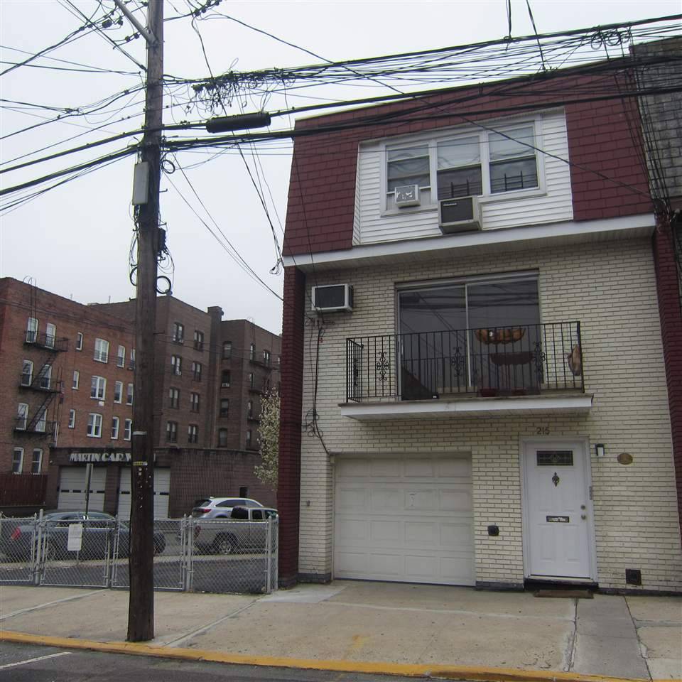 Great income property located close to Blvd East - Multi-Family New Jersey