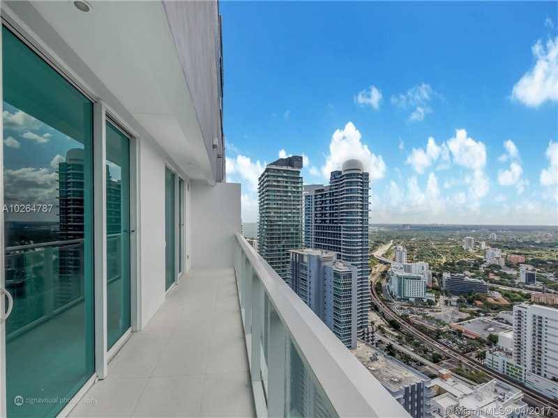 Be the first to enjoy the unique opportunity to live in the center of Brickell in this 43rd floor PH