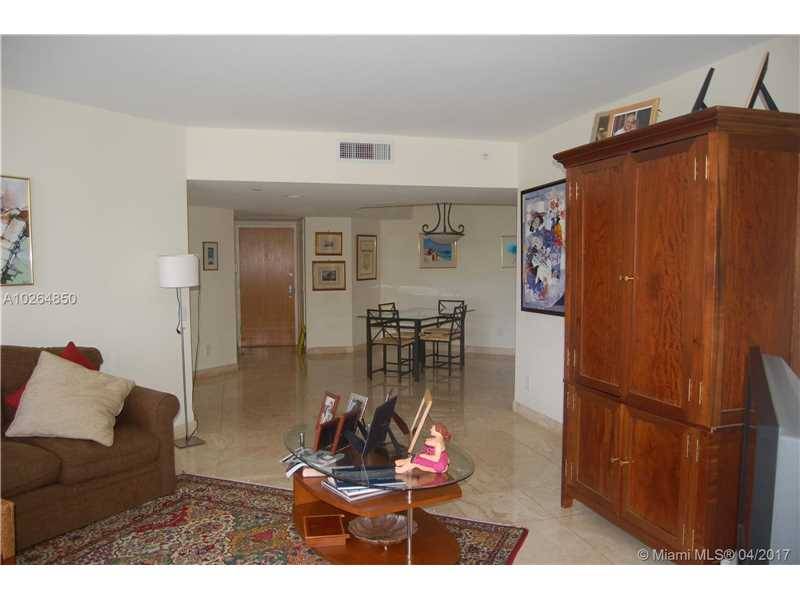 Best Price in the building - North Tower at The Point 3 BR Condo Hollywood Miami