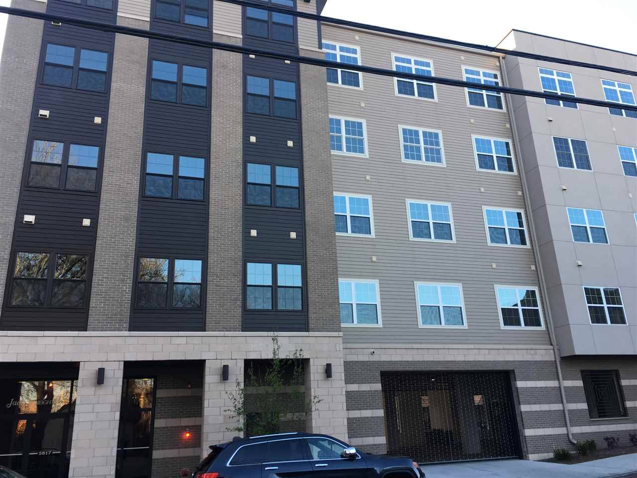 Large 3 bedroom in a triple green building - 3 BR New Jersey