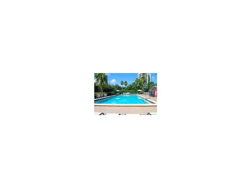 great 3/3 Unit in Botanica`s hotel section - Botanica at key colony 3 BR Condo Key Biscayne Miami