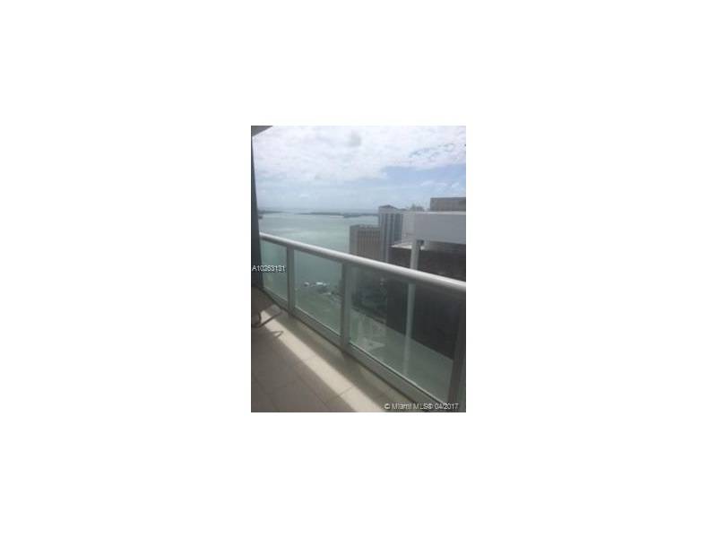 In the heart of Downtown close to restaurants - 50 Biscayne Blvd 2 BR Condo Brickell Miami