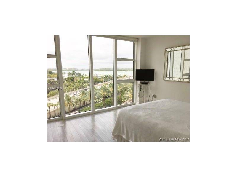 Stunning and stylish newly renovated apartment in exclusive bal harbor located on the beach