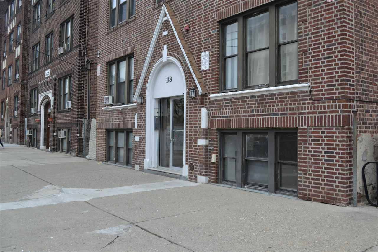Excellent opportunity to own a well-maintained 1 bed / 1 bath condo in a Pre-War building that's just a short walk from the Journal Square PATH