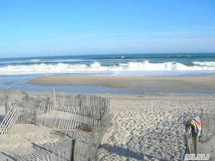 **Fire Island House for sale**Walk One Block to the Beach**7 lot land **