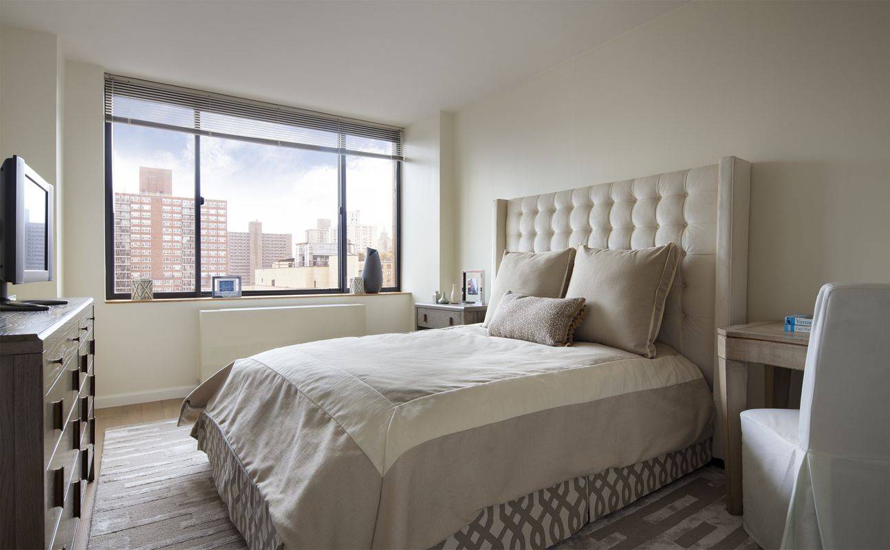Luxury Two Bedroom/Two Bath Apartment in Doorman Building on Upper West Side