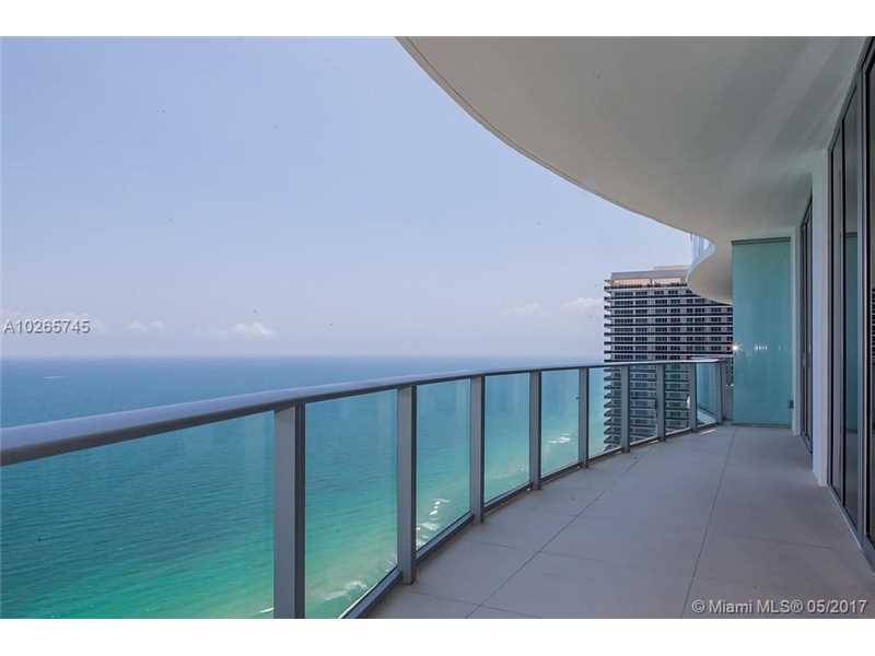 Direct Ocean views from this spectacular 2 Bedroom/ 2 Bath residence unit at HYDE RESORT & RESIDENCES