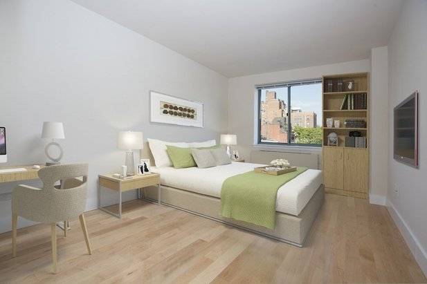 NO FEE Newly Renovated Luxury 1 Bed Apartment in West Village with Private Terrace, Garden and River View!