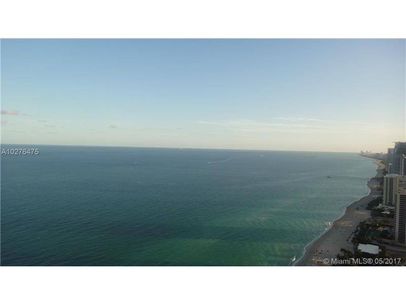 AMAZING OCEAN VIEWS - Trump Grande 3 BR Highrise Sunny Isles Miami