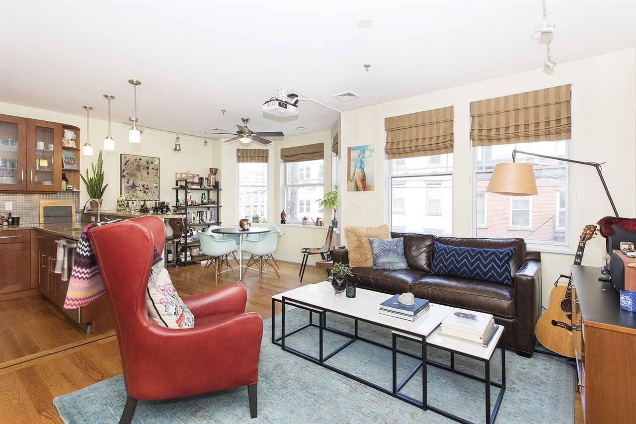 Modern and spacious two bedroom - 2 BR Hoboken New Jersey