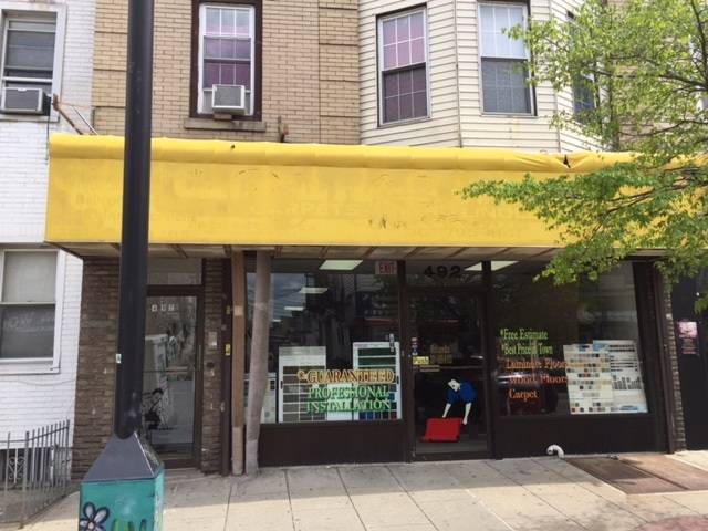 Convenience open floor plan - Commercial The Heights New Jersey