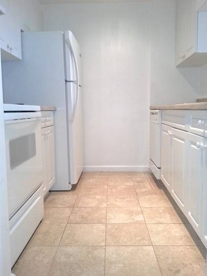 Waterfront Rental 1 Br with Parking Included Downtown Jersey City! $2600/M