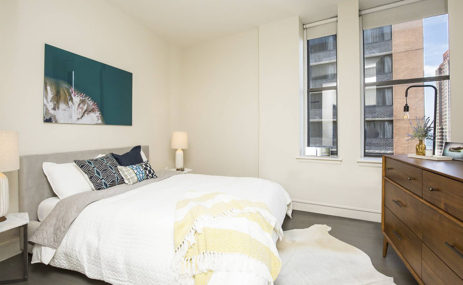 No Fee! Charming FiDi Studio with Terrace in High-end Building with Fitness Facility