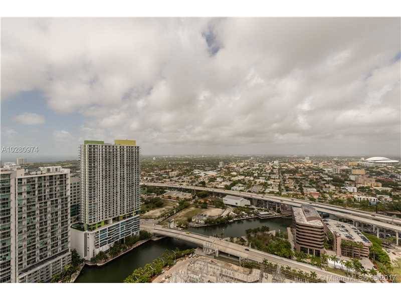 Live the epitome of the downtown Miami Lifestyle from this home in the sky