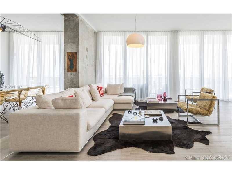 Spectacular corner apartment just renovated and professionally decorated