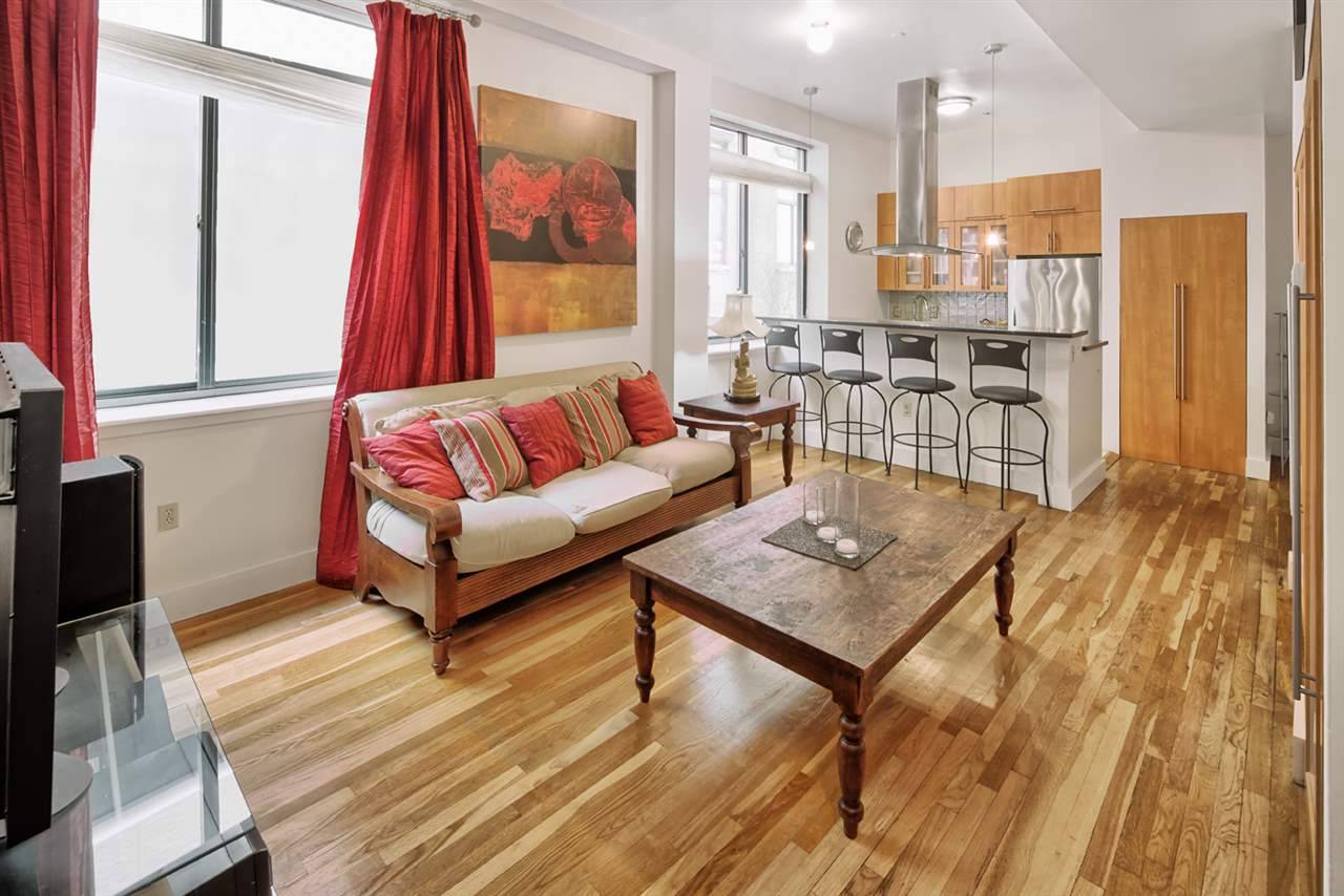Move right in to the Art Inspired Stylish 1 Bed 1 Bath Loft-that has been tastefully updated throughout to provide Modern comfortable living space