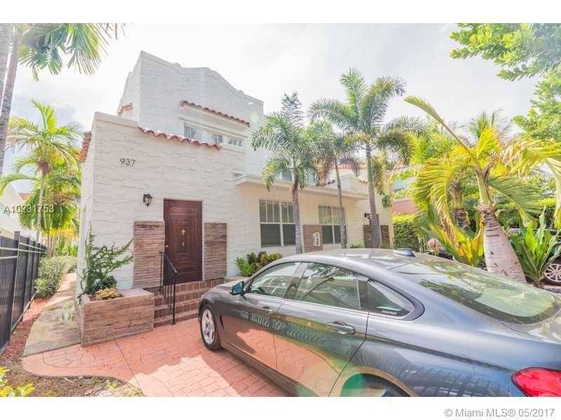 Large 1700sf Townhouse in Flamingo Park section of South Beach