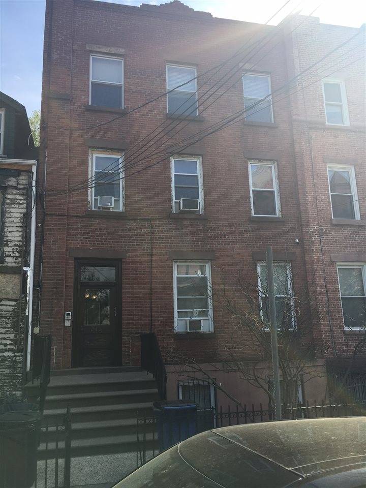 Bright 2 bedroom with an open floor plan - 2 BR Historic Downtown New Jersey