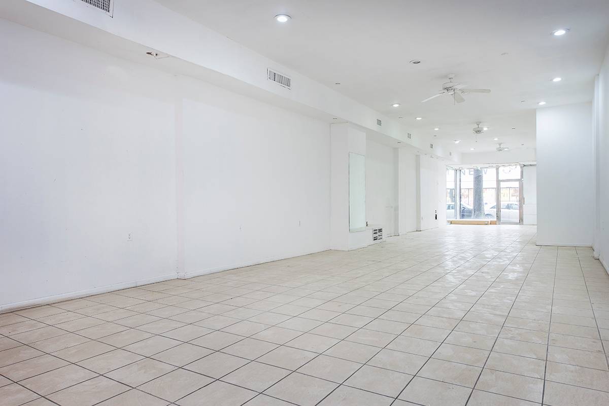 Astoria: Prime Steinway Street Ground Floor Retail Space For Lease - ALL USES CONSIDERED