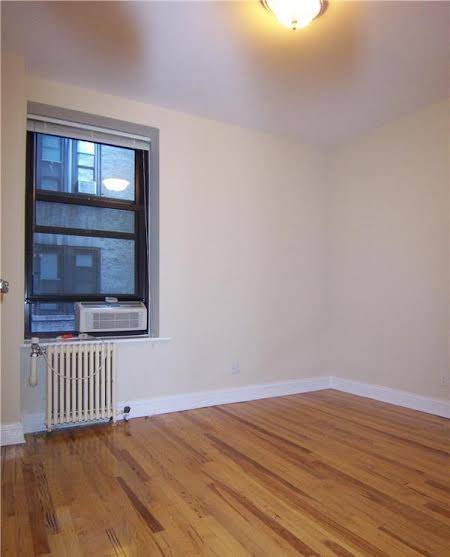 BRAND NEW 4 BEDROOM 2 BATH RIGHT ON W96/BROADWAY--INCREDIBLE DEAL--PERFECT OR ROOMMATES/COLUMBIA STUDENTS